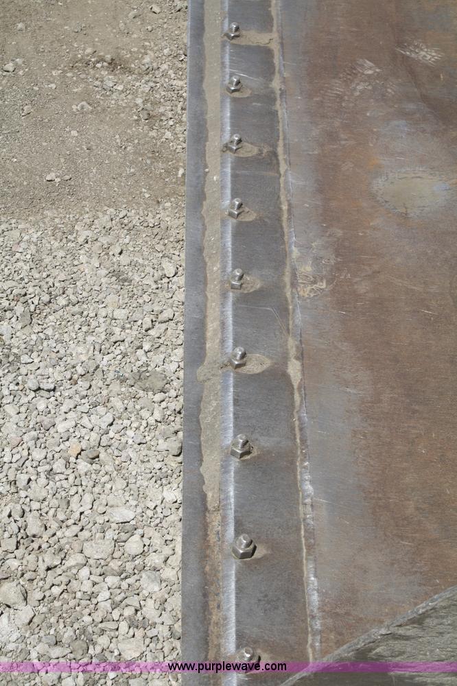 image for item B6863 2006 Case 450 skid steer