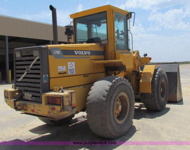 image for item B7341 1999 Volvo L70C wheel loader
