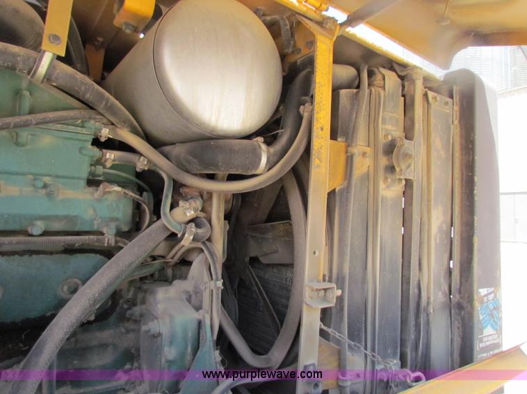 image for item B7341 1999 Volvo L70C wheel loader