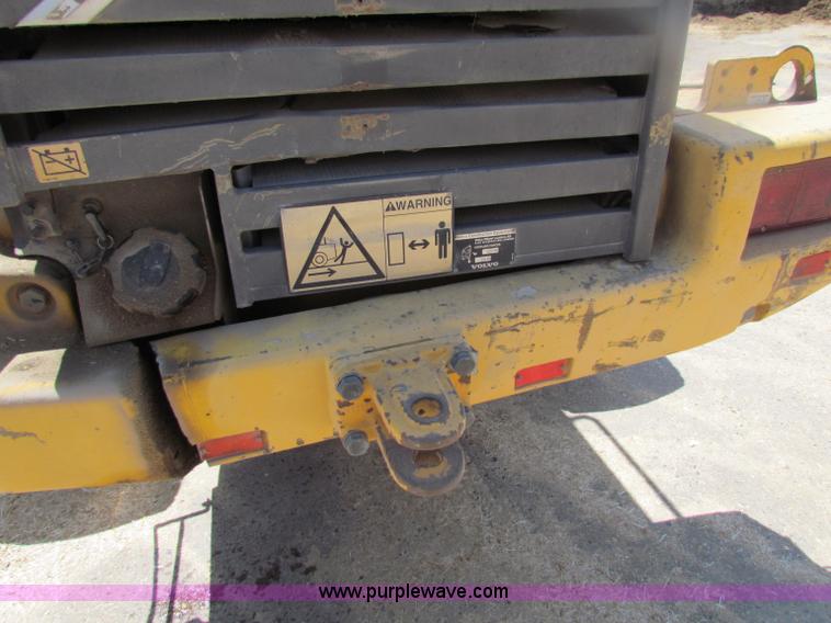 image for item B7341 1999 Volvo L70C wheel loader