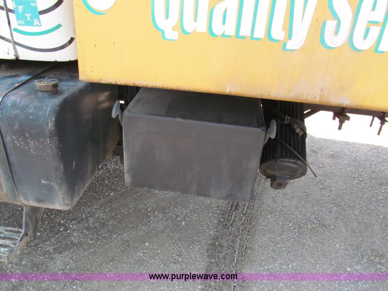 image for item C2147 1987 GMC Brigadier tree spade truck