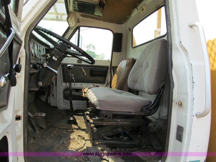 image for item C2147 1987 GMC Brigadier tree spade truck