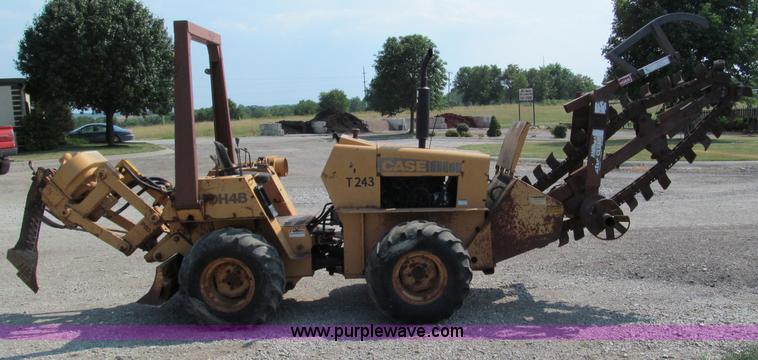 image for item C2383 1990 Case DH4B articulating trencher