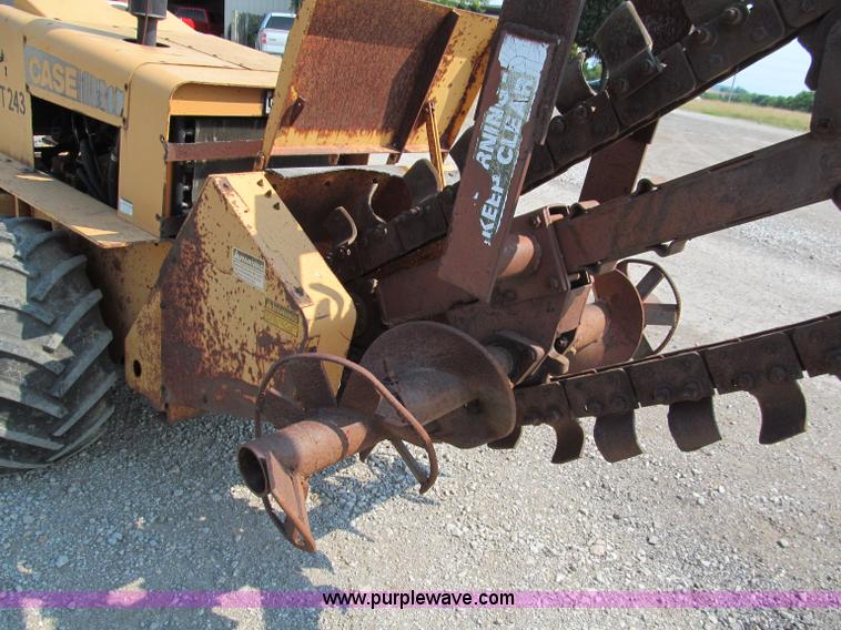 image for item C2383 1990 Case DH4B articulating trencher