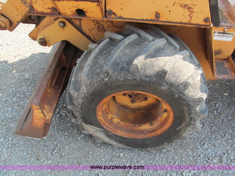 image for item C2383 1990 Case DH4B articulating trencher