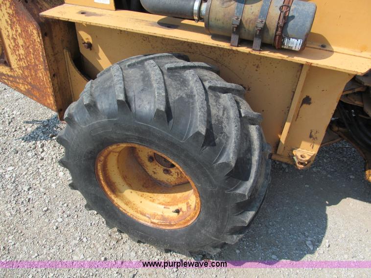 image for item C2383 1990 Case DH4B articulating trencher