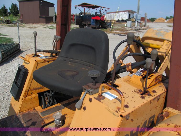 image for item C2383 1990 Case DH4B articulating trencher
