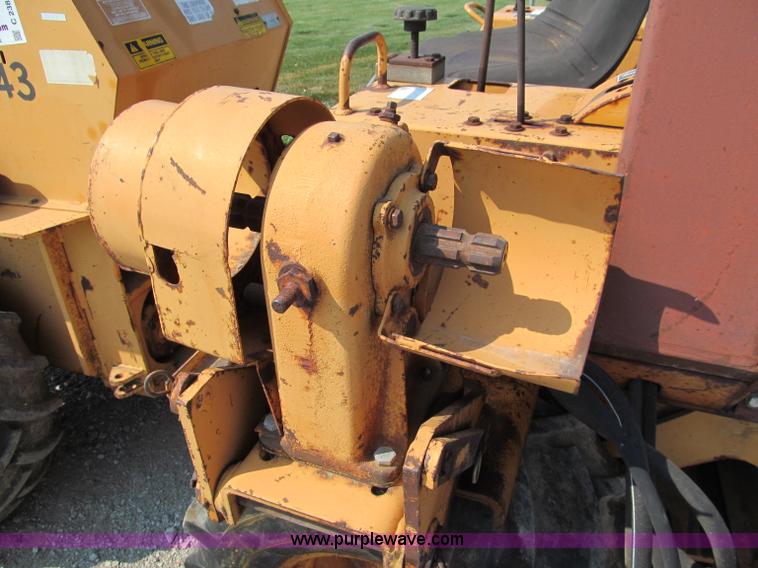 image for item C2383 1990 Case DH4B articulating trencher