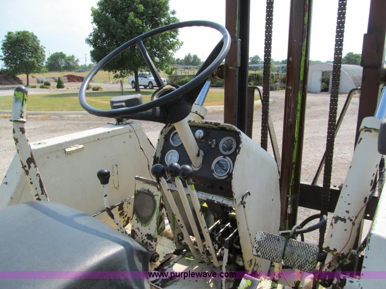 image for item C2384 Allis-Chalmers 630 rough terrain forklift