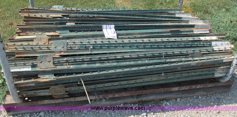 image for item C2385 (200) 5.5' T-posts