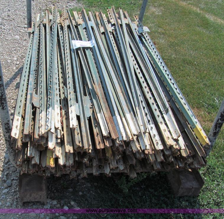 image for item C2385 (200) 5.5' T-posts