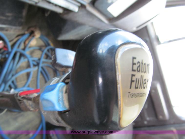 image for item C2402 1989 International F2554 tandem axle dump truck