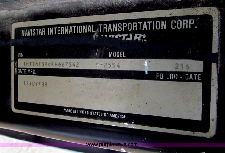 image for item C2402 1989 International F2554 tandem axle dump truck