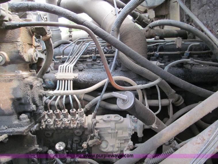 image for item C2402 1989 International F2554 tandem axle dump truck