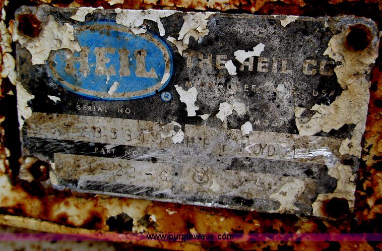 image for item C2402 1989 International F2554 tandem axle dump truck