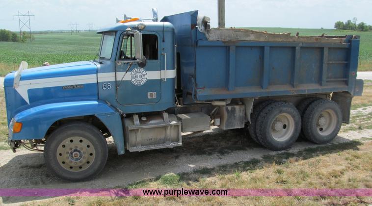image for item C2405 1989 Freightliner FLD dump truck