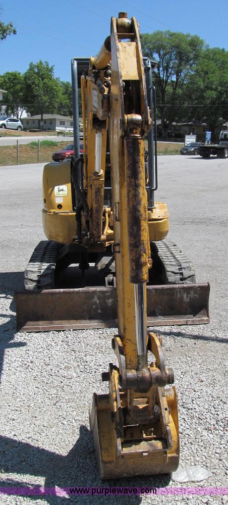 image for item C2424 2001 John Deere 35ZTS compact excavator