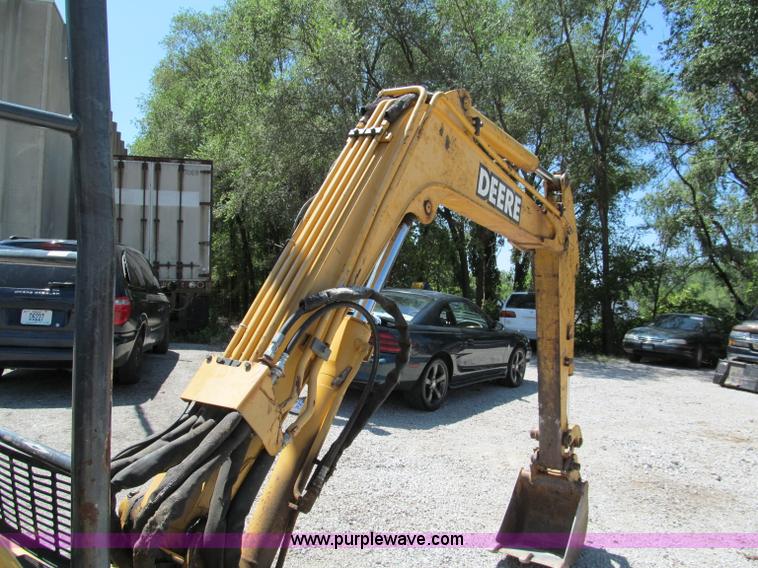 image for item C2424 2001 John Deere 35ZTS compact excavator