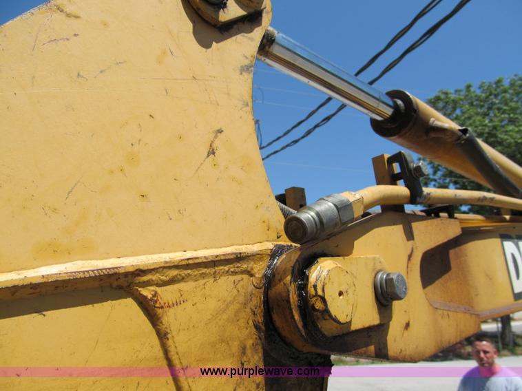 image for item C2424 2001 John Deere 35ZTS compact excavator