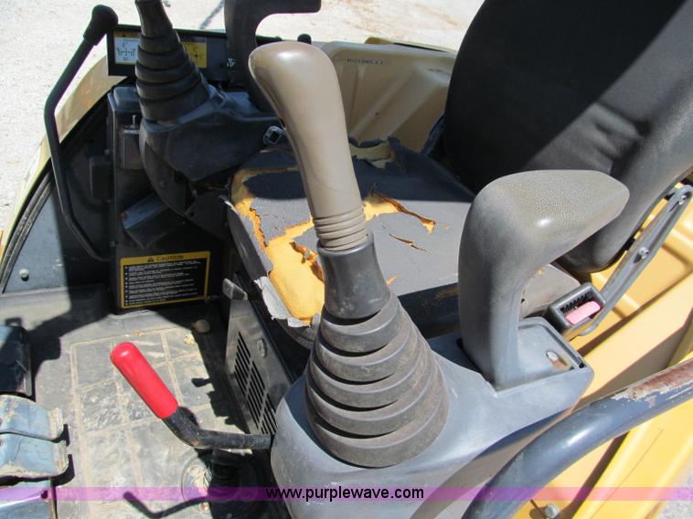 image for item C2424 2001 John Deere 35ZTS compact excavator