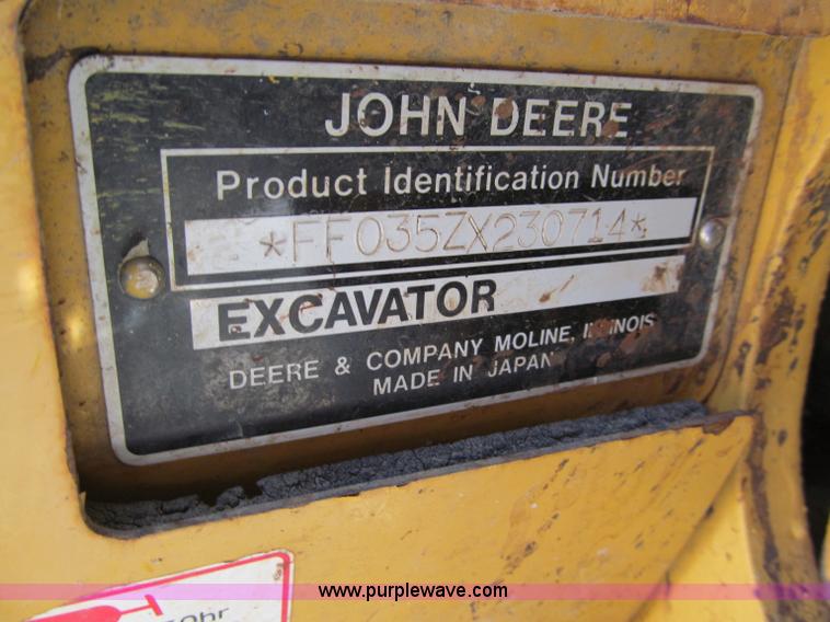 image for item C2424 2001 John Deere 35ZTS compact excavator