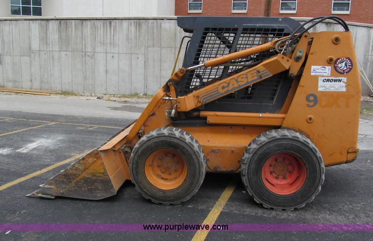 image for item C2497 2000 Case 90XT skid steer