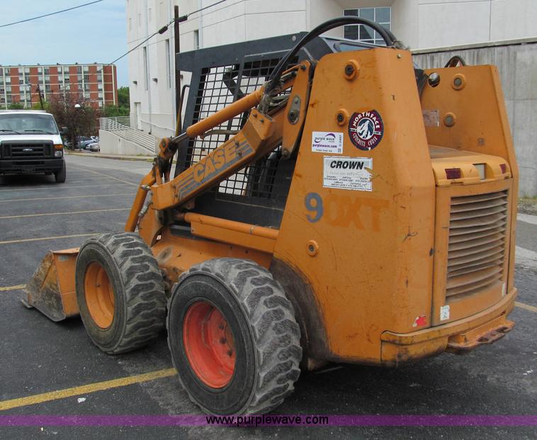 image for item C2497 2000 Case 90XT skid steer
