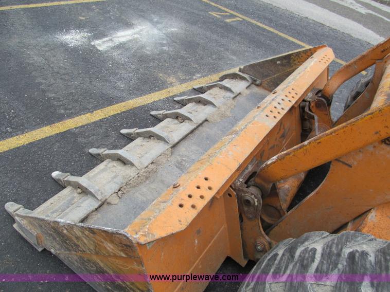 image for item C2497 2000 Case 90XT skid steer