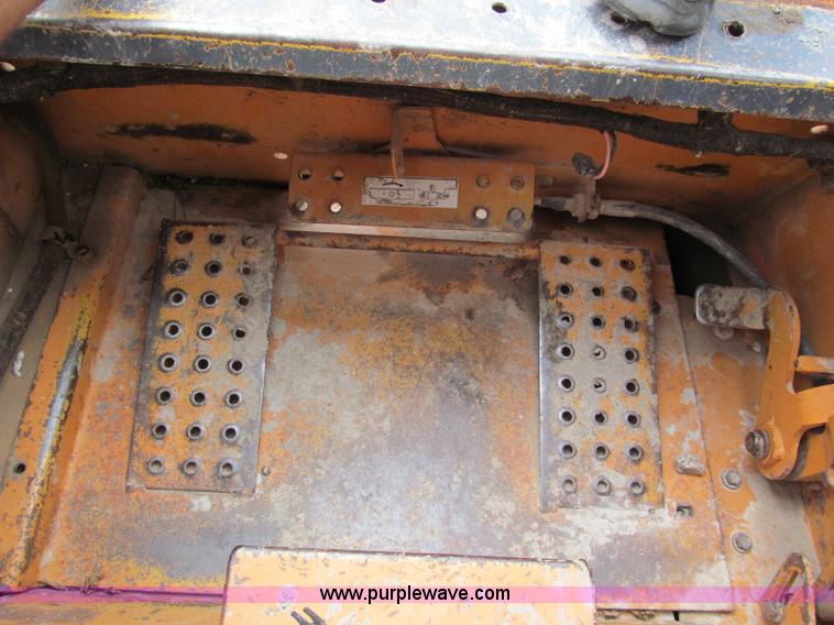 image for item C2497 2000 Case 90XT skid steer