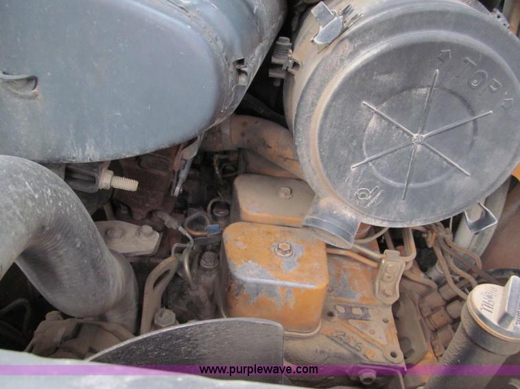 image for item C2497 2000 Case 90XT skid steer