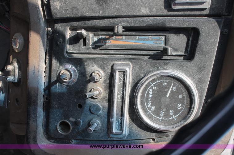 image for item C2601 1997 Ford LT8000F dump truck