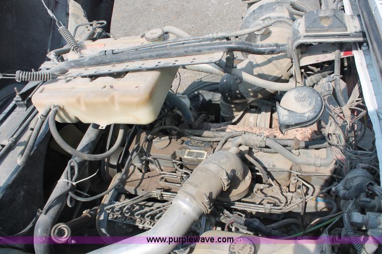 image for item C2601 1997 Ford LT8000F dump truck