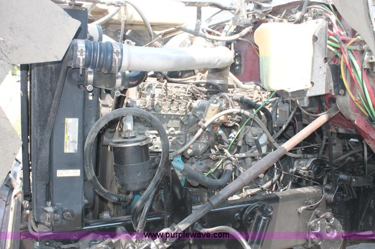 image for item C2601 1997 Ford LT8000F dump truck