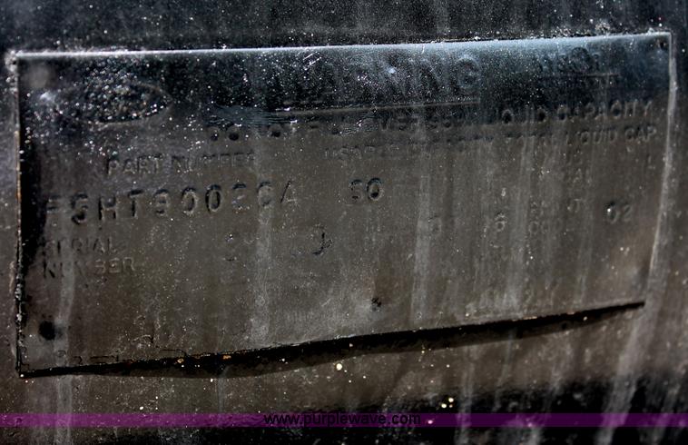 image for item C2601 1997 Ford LT8000F dump truck