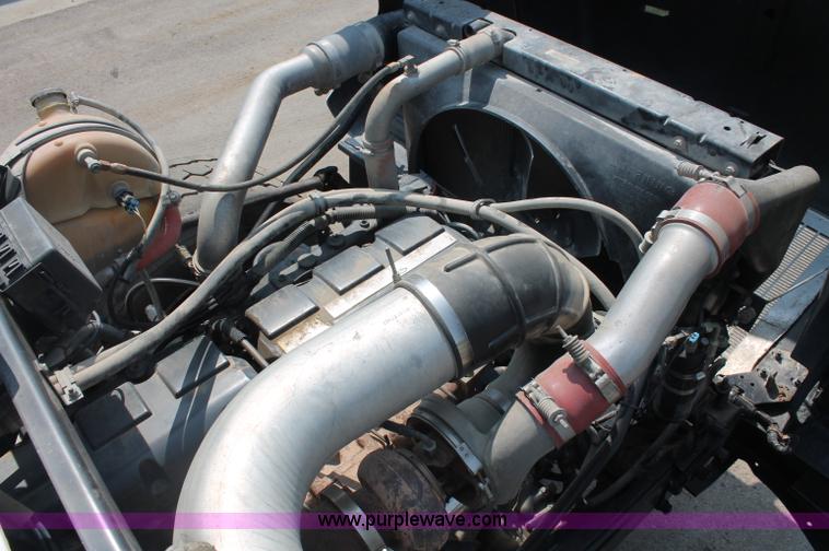 image for item C2602 1999 Mack RD688S dump truck