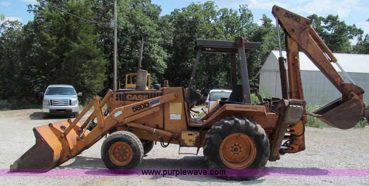 image for item C2621 1981 Case 580D backhoe