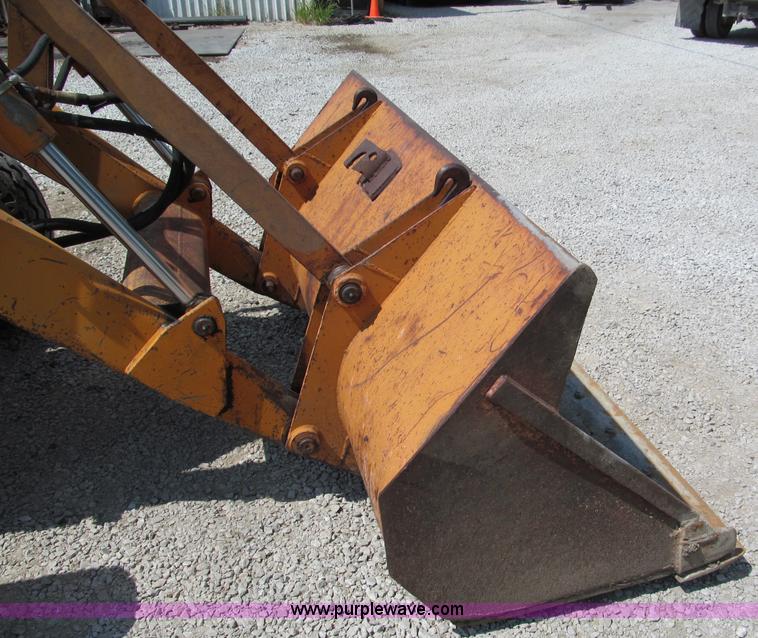 image for item C2621 1981 Case 580D backhoe