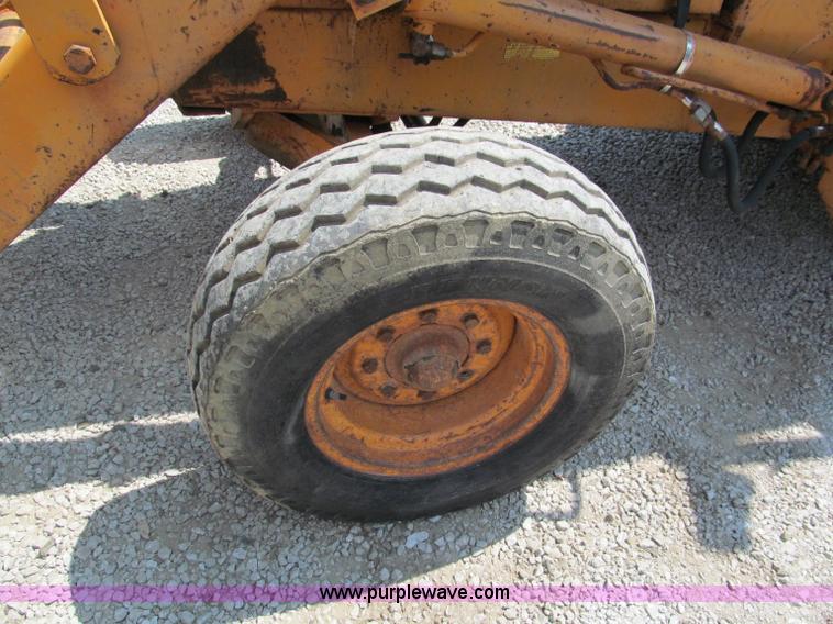 image for item C2621 1981 Case 580D backhoe