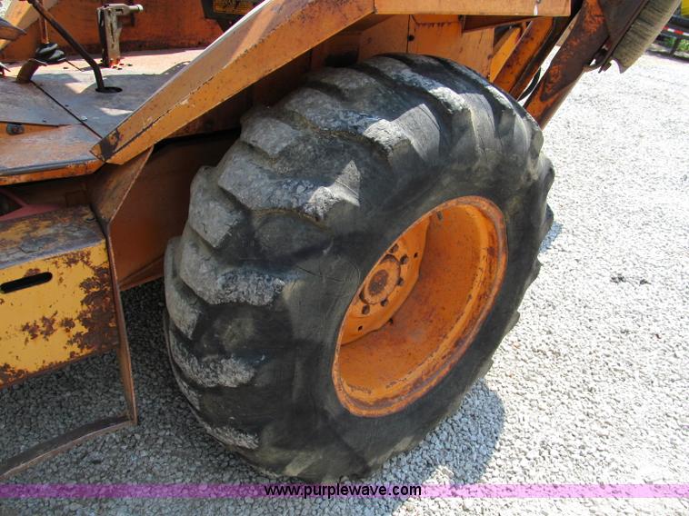 image for item C2621 1981 Case 580D backhoe