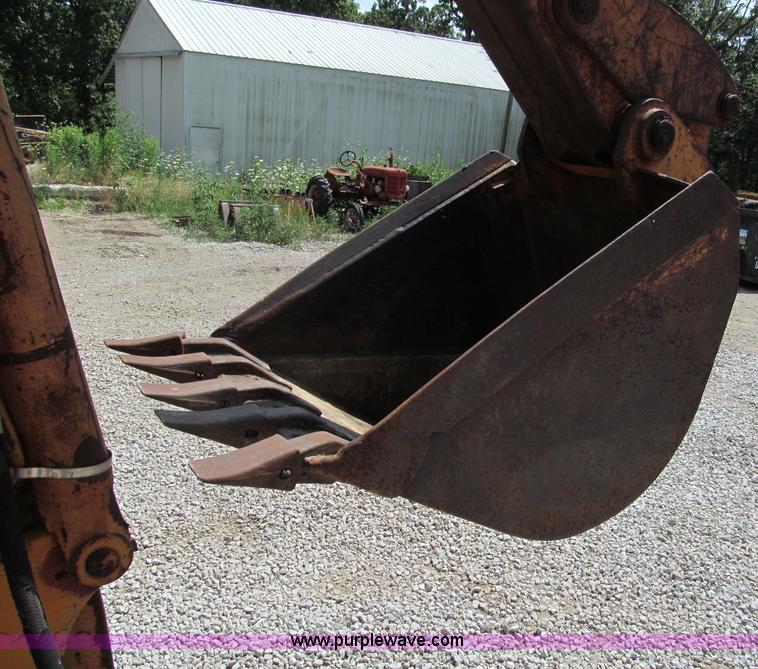 image for item C2621 1981 Case 580D backhoe