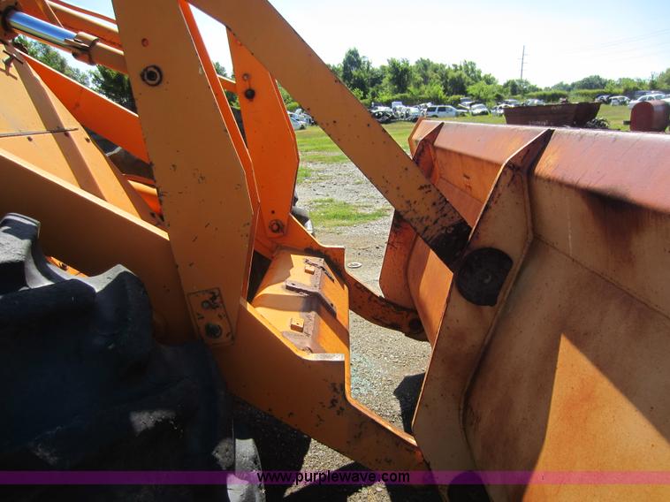 image for item D2047 Case W14H wheel loader