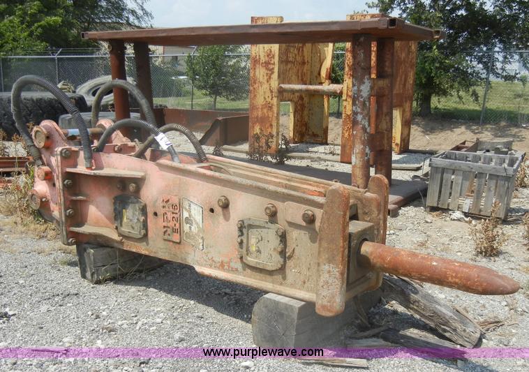 image for item D4119 NPK E216 hammer