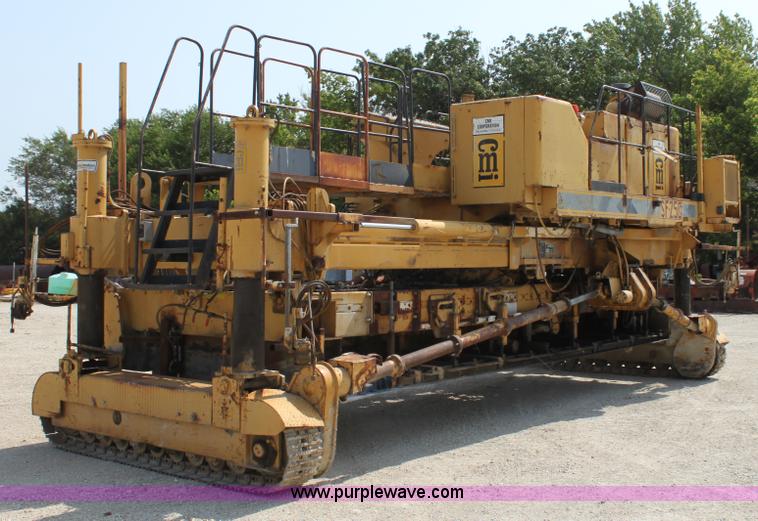 image for item D5240 1982 CMI SF250 slip form paver