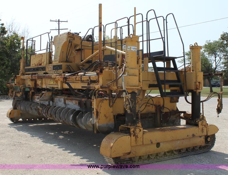 image for item D5240 1982 CMI SF250 slip form paver