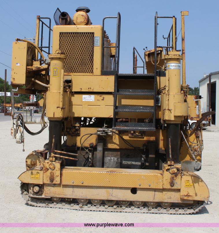 image for item D5240 1982 CMI SF250 slip form paver