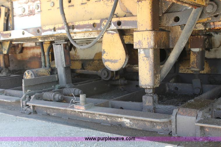 image for item D5240 1982 CMI SF250 slip form paver