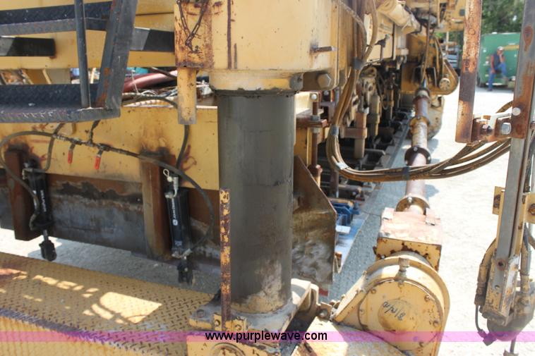 image for item D5240 1982 CMI SF250 slip form paver