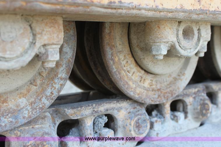 image for item D5240 1982 CMI SF250 slip form paver