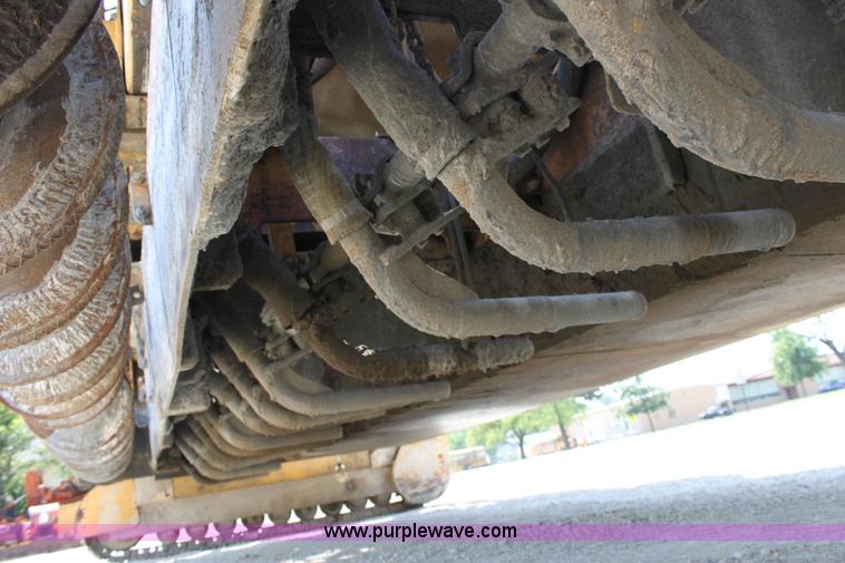 image for item D5240 1982 CMI SF250 slip form paver