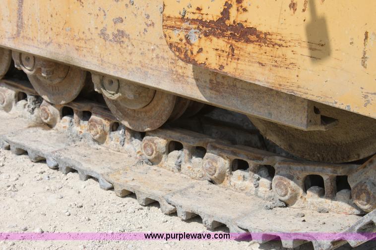 image for item D5240 1982 CMI SF250 slip form paver